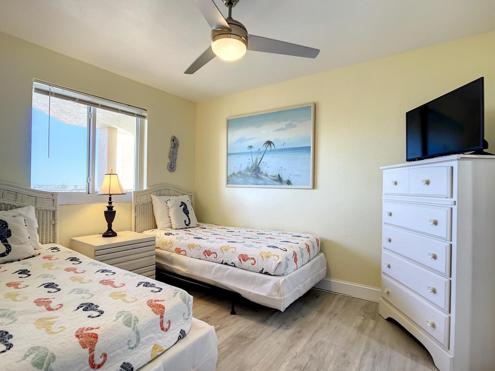 Oceanfront Balcony, Pool, Bbq, Steps To Flagler Ave Villa New Smyrna Beach Exterior photo